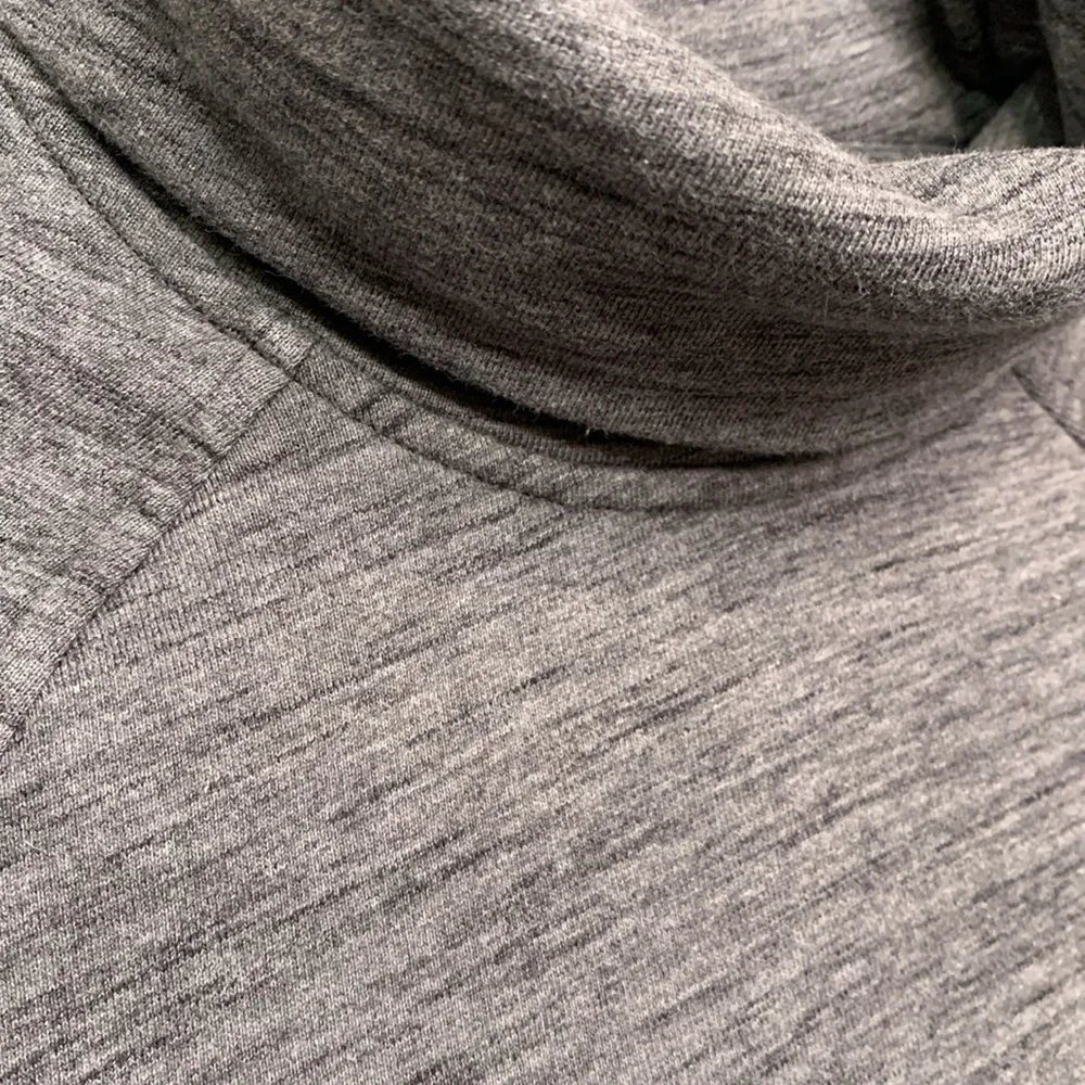 Lululemon Turtleneck Sweatshirt